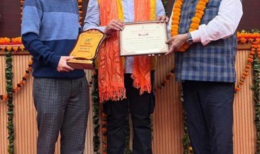 दिव्यांगजनों के सशक्तिकरण में उत्कृष्ट योगदान के लिए जिला कलक्टर को राज्य स्तरीय सम्मान