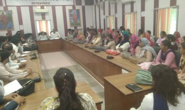 समीक्षा बैठक: स्वास्थ्य सेवाओं को बेहतर बनाने के निर्देश