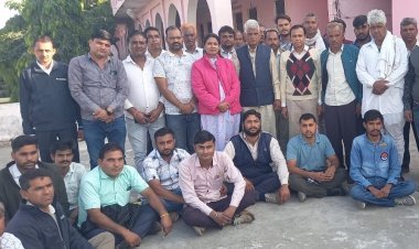 विवेक सुषमा धाकड़ चैरेटीबल ट्रस्ट की बैठक आयोजित