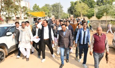 शिक्षक संघ शेखावत का विरोध प्रदर्शन: अधिशेष शिक्षकों के समायोजन में धांधली का आरोप  