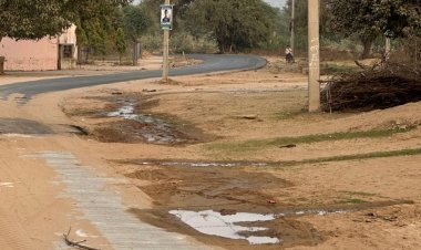 कुकनवाली-हरिपुरा सड़क निर्माण में लापरवाही, ग्रामीणों में आक्रोश