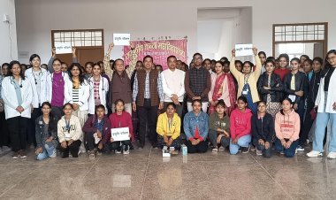 फिट इंडिया मूवमेंट: 80 छात्राओं का स्वास्थ्य परीक्षण 