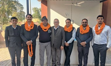 अभिभाषक संघ की नई कार्यकारिणी का गठन, दिलाई शपथ