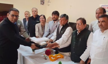 विधायक ने पीएचसी और सीएचसी के लिए कंबल, तकिए और बैडशीट की प्रदान 