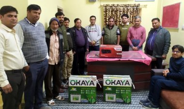 रेणीवाल फाउंडेशन ने प्रदान किए अस्पताल में इन्वर्टर बैटरी