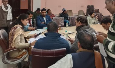 'प्रशासन गावों की ओर अभियान': 122 परिवेदनाओं का मौके पर निस्तारण