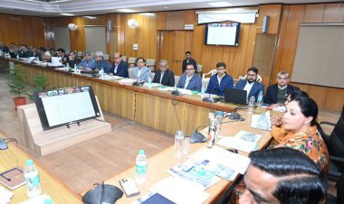 सड़क हादसों में कमी लाने के लिए विशेष अभियान, हर सप्ताह देनी होगी रिपोर्ट 