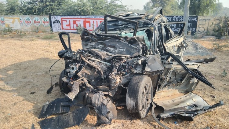 हनुमानगढ़ मेगा हाईवे पर भीषण हादसा: 5 की मौत, 2 घायल  