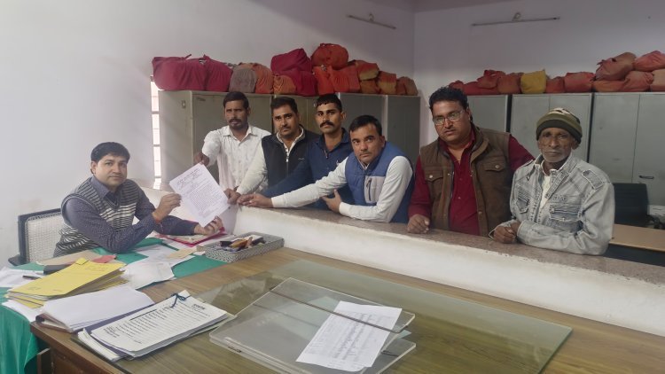 कृषि मंडी खरीद केंद्र पर भ्रष्टाचार का आरोप, किसानों ने दी आंदोलन की चेतावनी