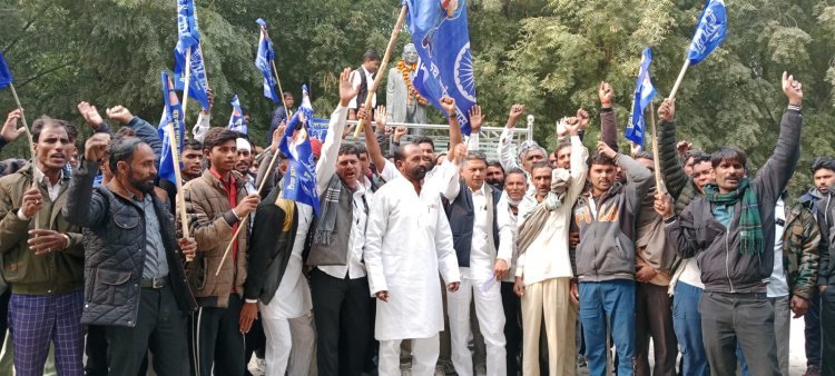 अमित शाह के बयान पर माफी की मांग, बहुजन समाज पार्टी ने राष्ट्रपति के नाम सौंपा ज्ञापन  