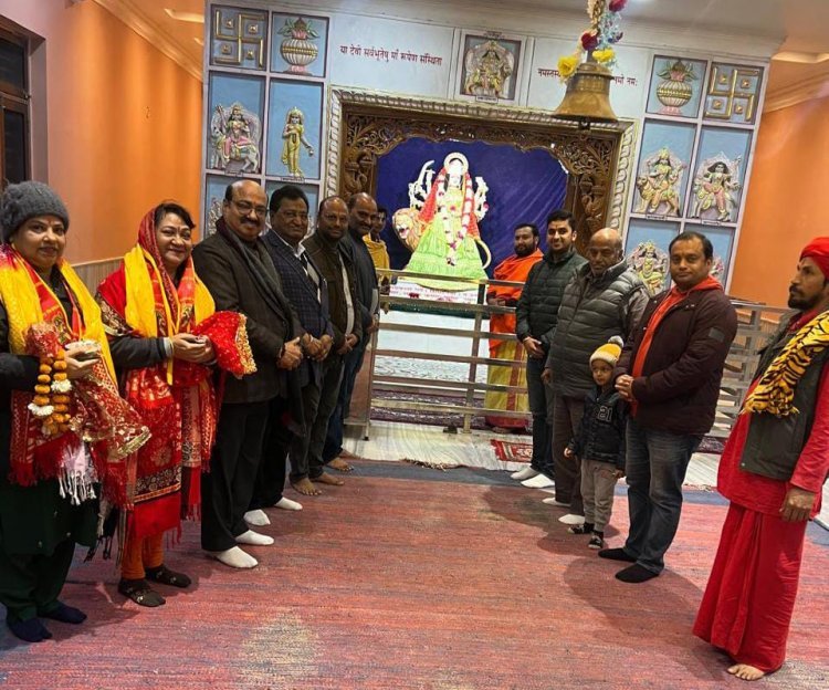 खैरथल-तिजारा के जिला कलक्टर ने भूरासिद्ध हनुमान मंदिर पहुंचकर की पूजा-अर्चना, जिलेवासियों के लिए की मंगलकामना