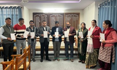 जिला कलक्टर ने किया बेटी बचाओ -बेटी पढ़ाओ‘ योजना आधारित नववर्ष के कैलेण्डर का विमोचन