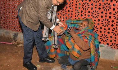 सीएम भजनलाल ने रैन बसेरे का किया निरीक्षण, कंबल बांटे