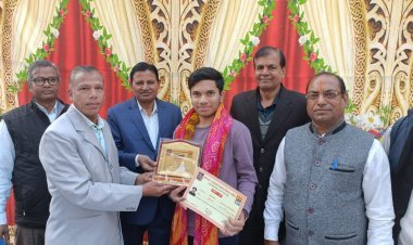 सीताराम-सरस्वती एनक्लेव सोसाइटी का नववर्ष स्नेह मिलन और प्रतिभा सम्मान समारोह