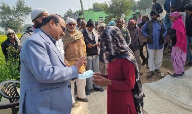 जिला कलक्टर ने इकराना के परिजनों को दी सांत्वना