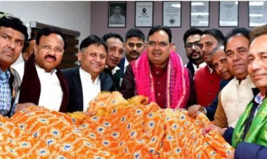 सीएम भजनलाल शर्मा की ओर से अजमेर दरगाह में चादर पेश, उर्स पर दी शुभकामनाएं  