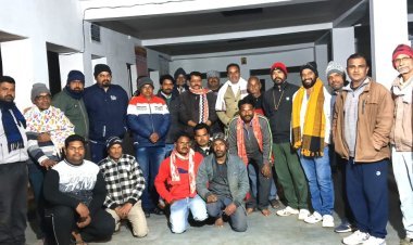 स्वतंत्रता सेनानी की प्रतिमा स्थापित करने पर हुई चर्चा