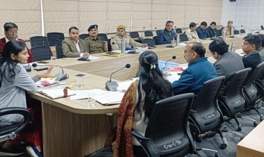 जिला सड़क सुरक्षा समिति की बैठक: 'अलवर प्रवाह' अभियान पर समीक्षा व दिशा-निर्देश