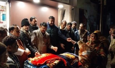 कड़ाके की ठंड से बचाव के लिए किया कम्बल वितरण  जयपुर टाइम्स 