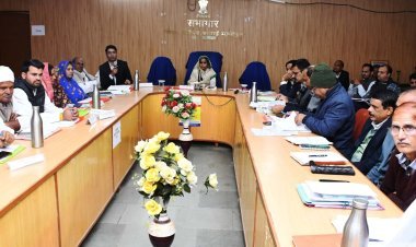 जनहित से जुड़े कार्याे को प्राथमिकता से पूर्ण करवाएं विभागीय अधिकारी: जिला प्रमुख  सुदामा मीणा 