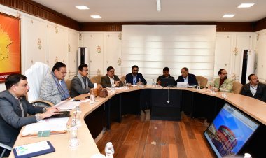 सीएम भजनलाल ने कर्मचारियों संग संवाद कर बजट 2025-26 के लिए सुझाव लिए, हितों के प्रति सरकार प्रतिबद्ध