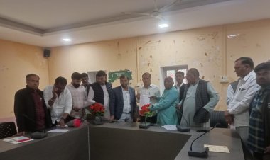 मनरेगा श्रमिक पंचायत आईडी से लगवाने की मांग 