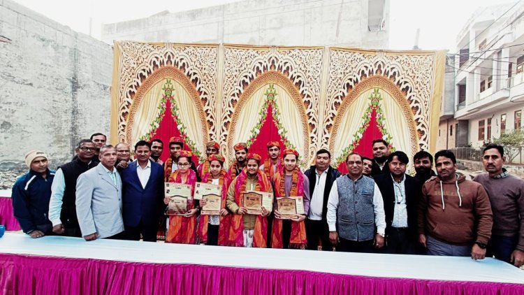 सीताराम-सरस्वती एनक्लेव सोसाइटी का नववर्ष स्नेह मिलन और प्रतिभा सम्मान समारोह