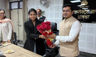 आईएएस जुईकर प्रतीक चन्द्रशेखर को दी भावभिनी विदाई