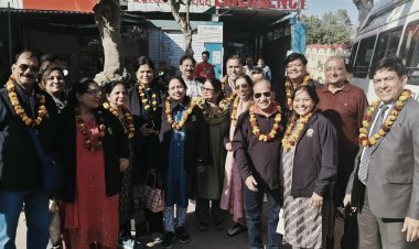 आठ दिवसीय फैलोशिप बढ़ाने लायंस इंटरनेशनल के डिस्ट्रिक्ट 3233 ई 1 के 120 सदस्य वियतनाम टूर को हुए रवाना