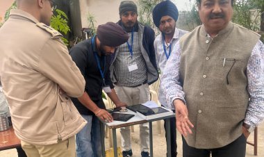 रीट-2024: जिला कलक्टर और एसपी ने परीक्षा केंद्रों का किया निरीक्षण