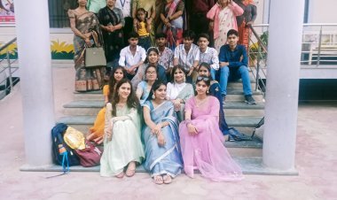 कैंब्रिज सीनियर सेकेंडरी स्कूल में 12वीं कक्षा के विद्यार्थियों का विदाई समारोह आयोजित