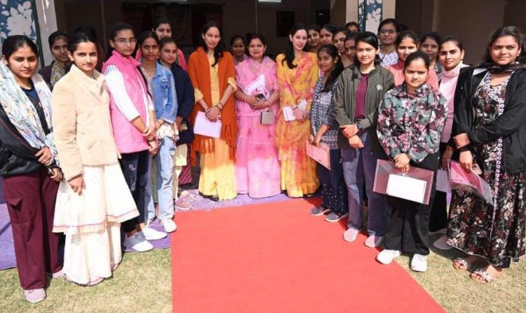 जयंती मनाने का उदे्श्य है महिलाओं के साथ हो रहे अत्याचार पर रोक लगाना- जानकी कुमारी और मानविका