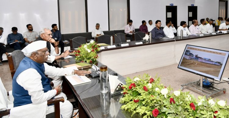 राज्यपाल ने जिला अधिकारियों के साथ की बैठक, योजनाओं के प्रभावी क्रियान्वयन के दिए निर्देश  