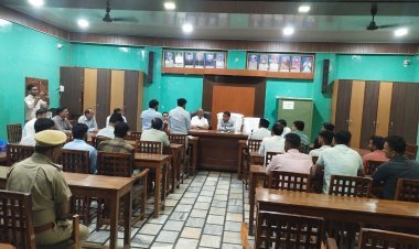 समुचित प्रबंधन से नागरिकों को दें बेहतर सुविधाएं: कलेक्टर सुराणा  