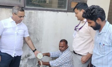 नगर निगम हेरिटेज में हंगामा: लाइट समिति चेयरमैन उत्तम शर्मा ने अधिकारियों पर लगाए फिजूलखर्ची और अभद्रता के आरोप