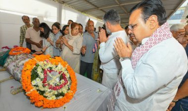 आतंकी हमले में मारे गए नीरज को अंतिम विदाई, सीएम बोले – “खून के एक-एक कतरे का लिया जाएगा हिसाब