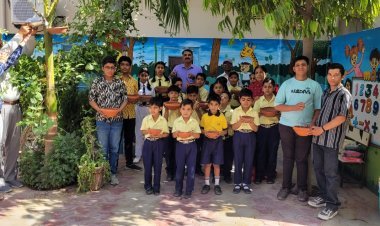 कैंब्रिज सीनियर सेकेंडरी स्कूल ने दिखाई मिसाल, बच्चों को बांटे परिंडे 