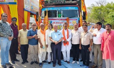 केदारनाथ में लगने वाले छह 6 महीने के भंडारे के लिए रसद सामग्री का पहला ट्रक हुआ रवाना