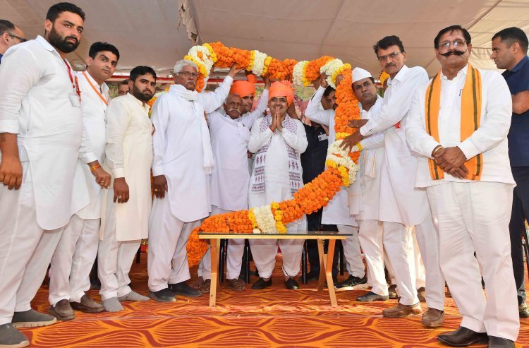 सीएम ने महावीर जयंती पर दी शुभकामनाएं