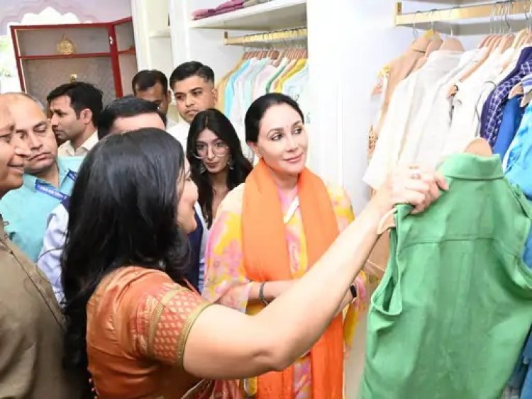 राजस्थान के पहले खादी डिजाइनर स्टोर 'सेवा' का उदघाटन