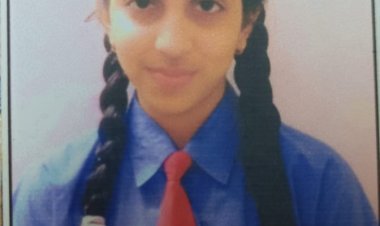 गौरांशी राठौड़ को 94% अंक प्राप्त करने पर ताऊजी डॉ. वीरेंद्र राठौड़ ने दी शुभकामनाएं