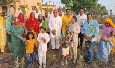 वृक्षारोपण से ही सुरक्षित जीवन संभव है - बस्तीराम यादव