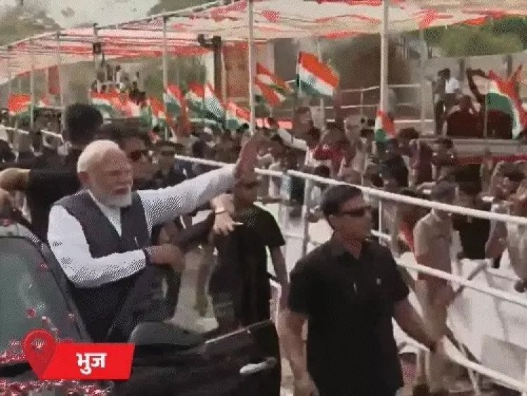 गुजरात दौरे के दूसरे दिन PM मोदी का गांधीनगर में रोड शो, सूरत में बायोडायवर्सिटी पार्क का उद्घाटन करेंगे