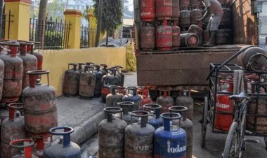 1 जुलाई से 6 बड़े बदलाव लागू: ट्रेन यात्रा महंगी, पैन के लिए आधार जरूरी, कॉमर्शियल सिलेंडर सस्ता