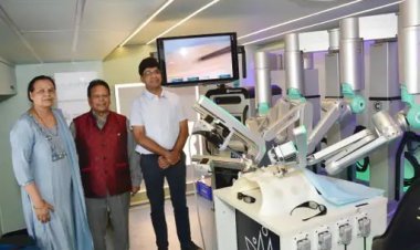 भारत की पहली मोबाइल टेली-रोबोटिक सर्जरी यूनिट जयपुर पहुंची, SMS मेडिकल कॉलेज में हुआ लाइव डेमो