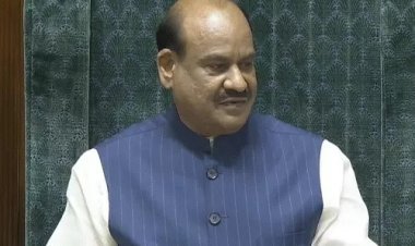 ऑपरेशन सिंदूर पर लोकसभा में हंगामा: विपक्ष की नारेबाजी, सदन 12 बजे तक स्थगित; स्पीकर बोले- प्रश्नकाल के बाद होगी चर्चा