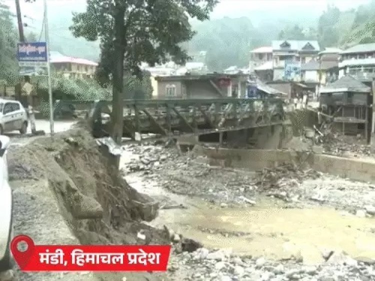 Rain wreaks havoc across the country: A bus full of girl students drowned in Etawah, 208 roads closed in Himachal, two bridges broken in Sikkim