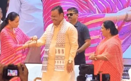 दीया कुमारी ने सीएम भजनलाल को बांधी राखी: बोलीं- उन्हें बड़ा भाई मानती हूं, सीएम बोले- बहनों का आशीर्वाद लेने आया हूं
