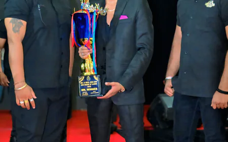 अजमेर के जीशान अब्बास को यू.एस.जे. मॉडल्स के द्वारा प्रोफेशनल मॉडल के खिताब से किया सम्मानित।