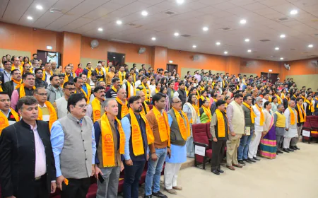 आध्यात्मिक इंटेलिजेंस से ही आर्टिफिशियल इंटेलिजेंस को नियंत्रित किया जा सकता है  बी आर शंकरानंद  गुरु-शिष्य परंपरा भारतीय संस्कृति का मूल आधार : राज्यपाल हरिभाऊ बागड़े